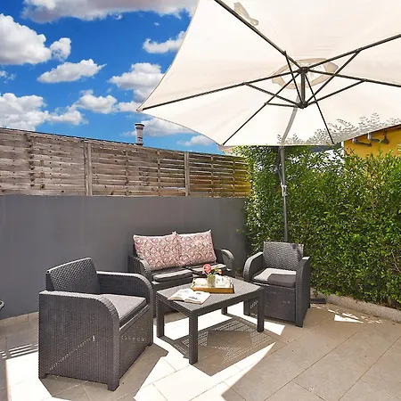 בית נופש House 2019