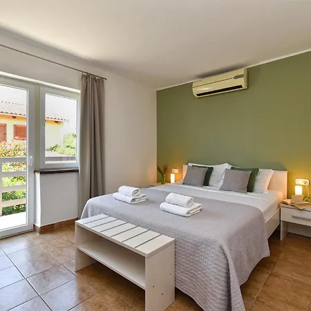 Holiday home House 2019 Frata