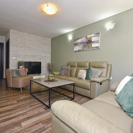 House 2019 Holiday home *