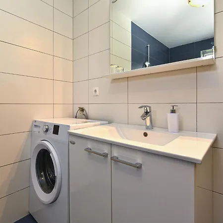 בית נופש House 2019 Frata