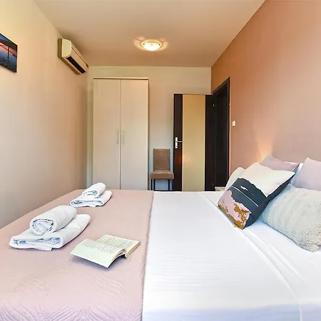 House 2019 Hébergement de vacances