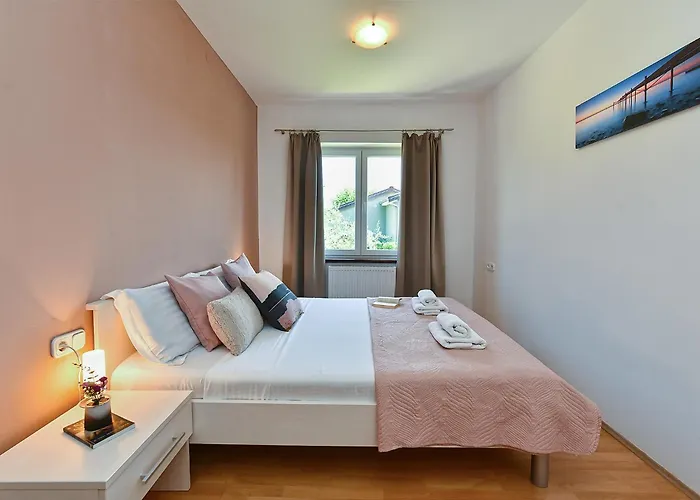 House 2019 Tatil Evi